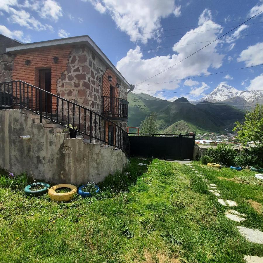 Bana Hotel Kazbegi Ngoại thất bức ảnh