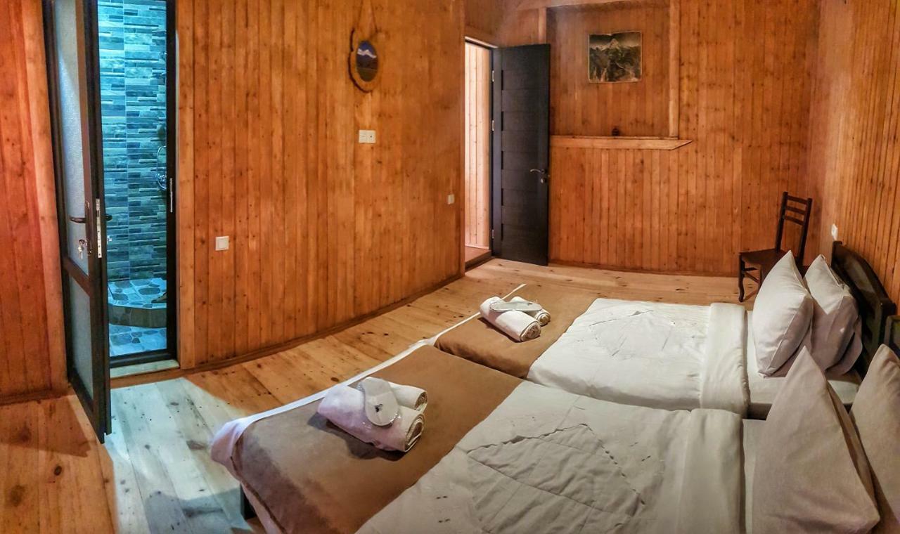 Bana Hotel Kazbegi Ngoại thất bức ảnh
