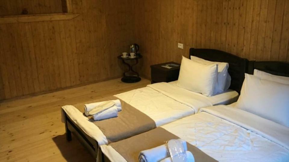 Bana Hotel Kazbegi Ngoại thất bức ảnh