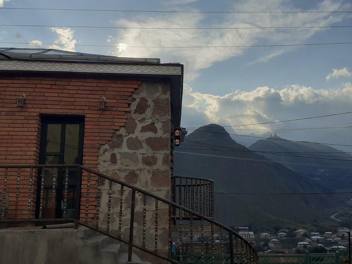 Bana Hotel Kazbegi Ngoại thất bức ảnh