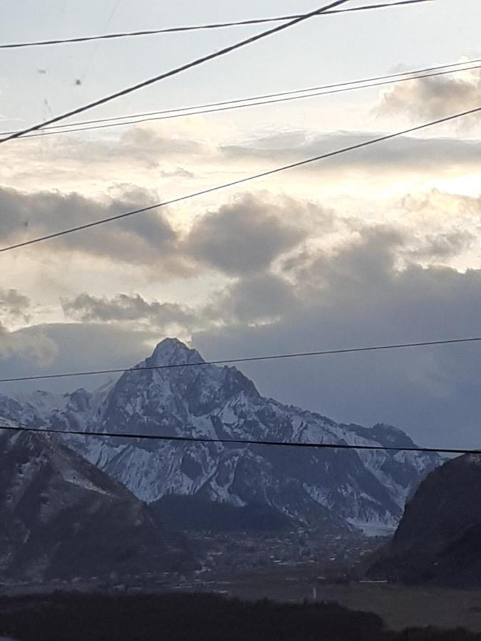 Bana Hotel Kazbegi Ngoại thất bức ảnh
